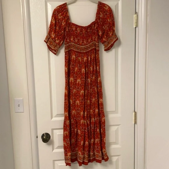 Red floral midi dress - Picture 3 of 6